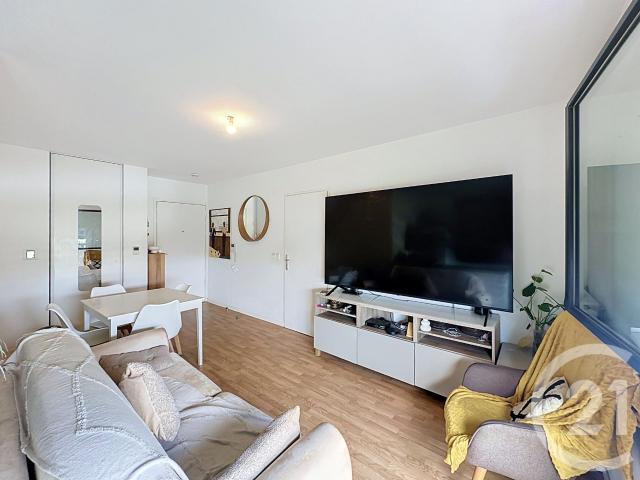 Appartement 2 pièces, 42 m² à louer à Orly 94310