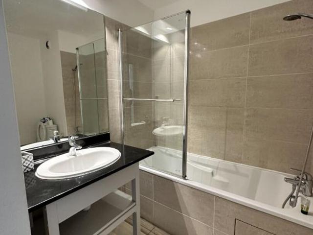 Appartement 2 pièces, 42 m² à louer à Saint Denis 97400
