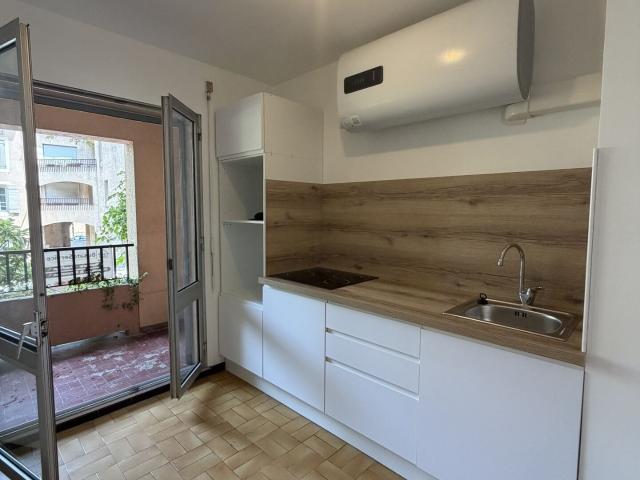 Appartement 2 pièces, 42 m² à louer à Salon de Provence 13300