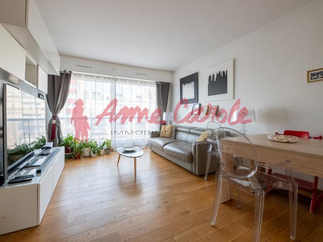Appartement 2 pièces 47 M2 + balcon et cave