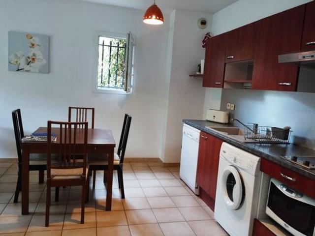 Appartement 2 Pieces 47 m2 l isle sur la sorgue