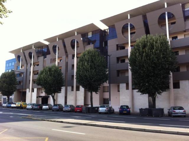 Appartement 2 pièces, 47 m² à louer à Bordeaux 33000