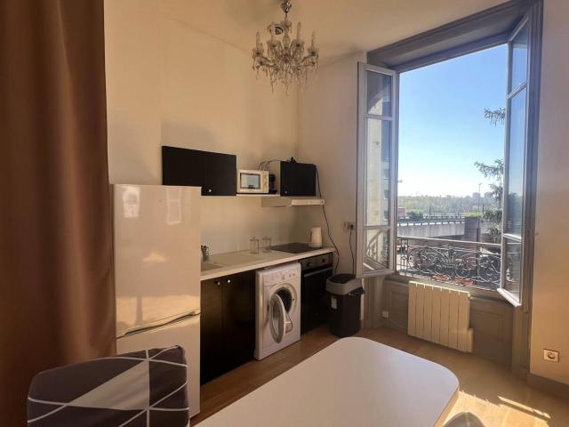 Appartement 2 pièces, 47 m² à louer à Caluire et Cuire 69300