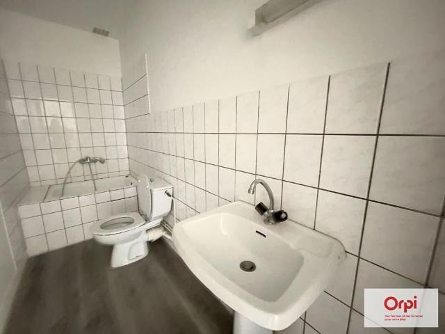 Appartement 2 pièces, 47 m² à louer à Montluçon 03100