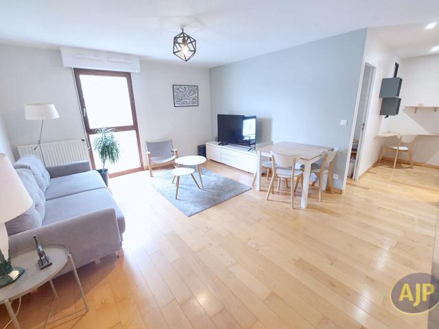 Appartement 2 pièces, 47 m² à louer à Nantes 44000