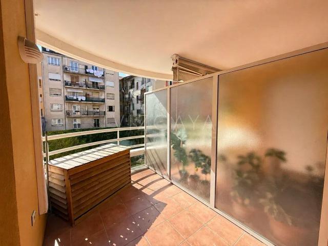 Appartement 2 pièces, 47 m² à louer à Nice 06300