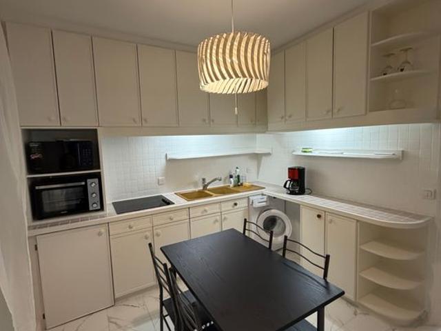 Appartement 2 pièces, 47 m² à louer à Paris 18 75018