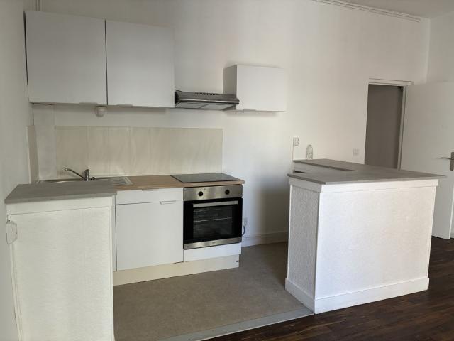 Appartement 2 pièces, 47 m² à louer à Saint Léonard de Noblat 87400