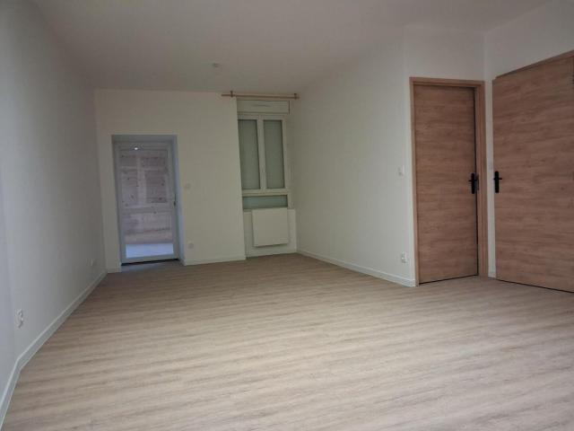 Appartement 2 pièces, 47 m² à louer à Saint Rambert en Bugey 01230