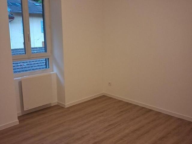 Appartement 2 pièces, 47 m² à louer à Saint Rambert en Bugey 01230