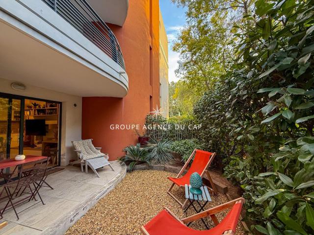 Appartement 2 pièces 44 m2 en rez de jardin proche mer et co. 44m² Saint Aygulf