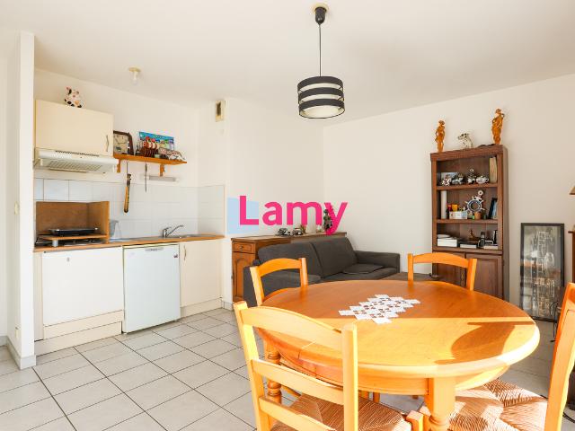 Appartement 2 Pieces 44 m2 la rochelle