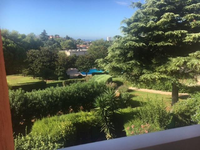 Appartement 2 pièces, 44 m² à louer à Antibes 06160