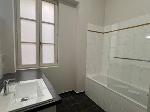 Appartement 2 pièces, 44 m² à louer à Bordeaux 33000