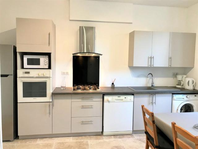Appartement 2 pièces, 44 m² à louer à Hyères 83400