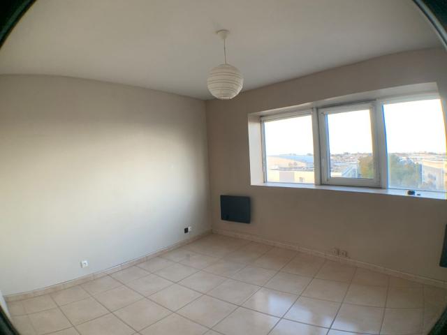 Appartement 2 pièces, 44 m² à louer à La Rochelle 17000
