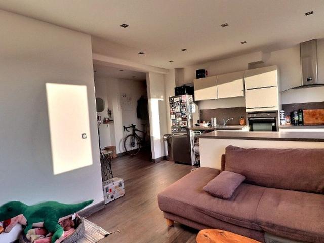 Appartement 2 pièces, 44 m² à louer à Marseille 4 13004