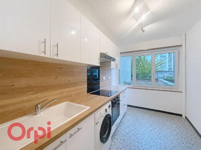 Appartement 2 pièces, 44 m² à louer à Nancy 54000