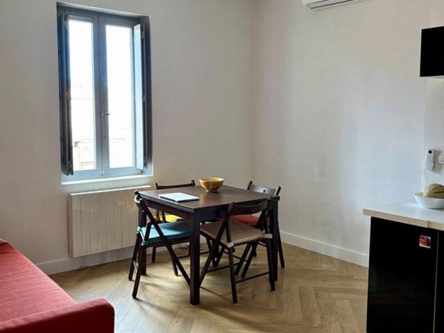 Appartement 2 pièces, 44 m² à louer à Nîmes 30000
