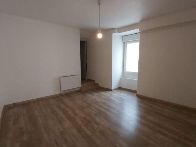 Appartement 2 pièces, 45 m² à louer à Tarascon sur Ariège 09400