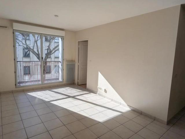 Appartement 2 pièces, 45 m² à louer à Tours 37000