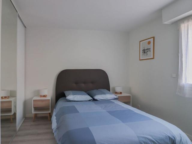Appartement 2 pièces, 45 m² à louer à Bordeaux 33000
