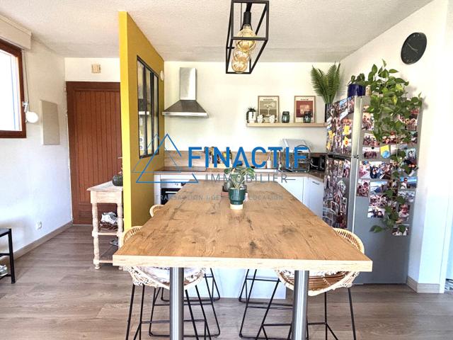 Appartement 2 pièces, 45 m² à louer à Éguilles 13510