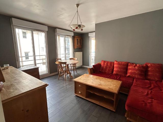 Appartement 2 pièces, 45 m² à louer à Lyon 3 69003