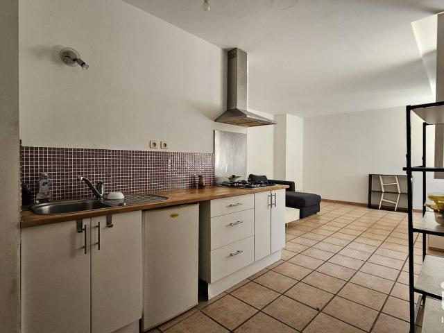 Appartement 2 pièces, 45 m² à louer à Marseille 1 13001