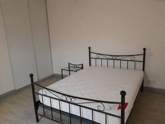 Appartement 2 pièces, 45 m² à louer à Monségur 33580