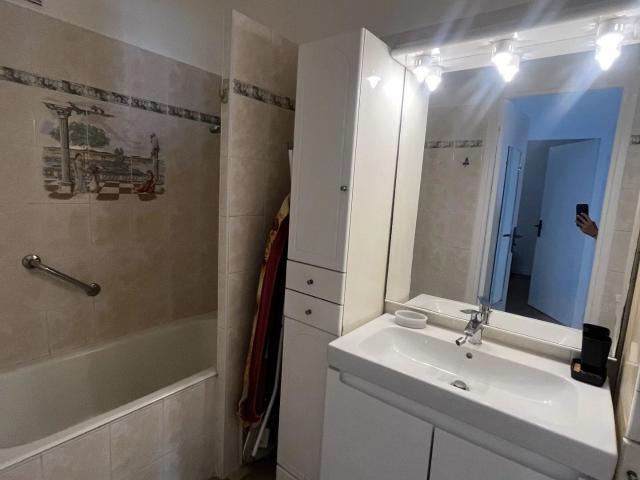 Appartement 2 pièces, 45 m² à louer à Nice 06100