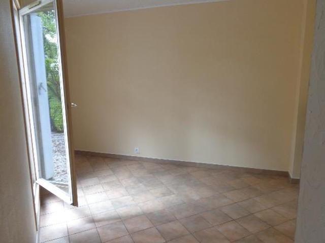 Appartement 2 pièces, 45 m² à louer à Saint Martin d'Hères 38400