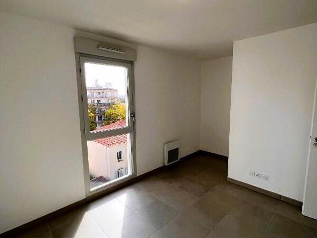 Appartement 2 pièces, 46 m² à louer à Toulon 83000