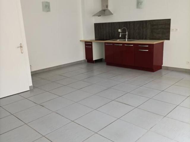 Appartement 2 pièces, 46 m² à louer à Daux 31700