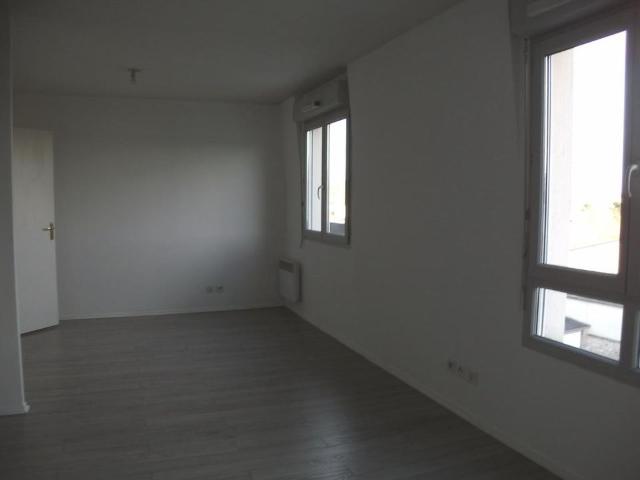 Appartement 2 pièces, 46 m² à louer à Mantes la Jolie 78200
