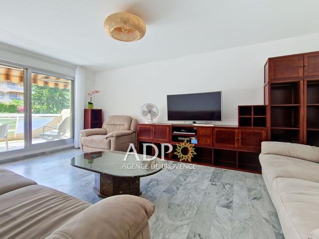 Appartement 2 pièces, 46 m² à louer à Mandelieu la Napoule 06210