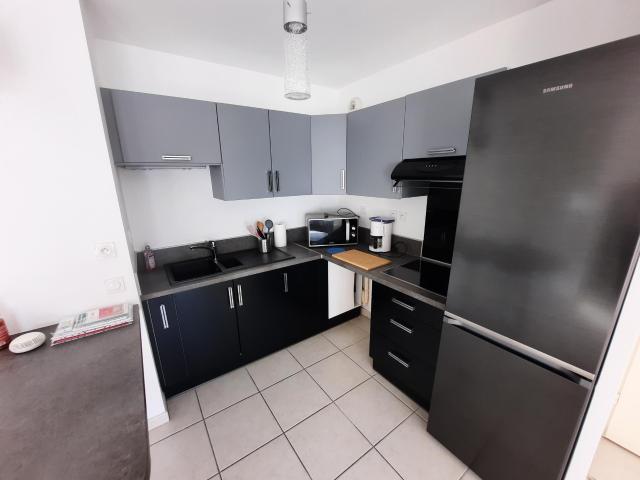 Appartement 2 pièces, 46 m² à louer à Marseille 8 13008