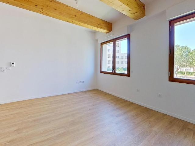 Appartement 2 pièces, 46 m² à louer à Saint Ouen sur Seine 93400
