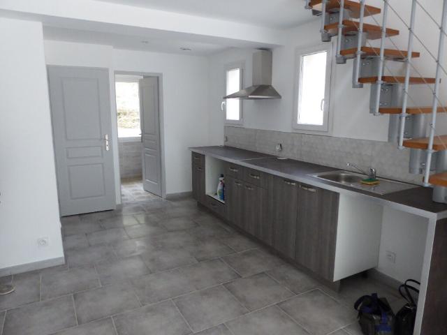 Appartement 2 pièces, 46 m² à louer à Signes 83870