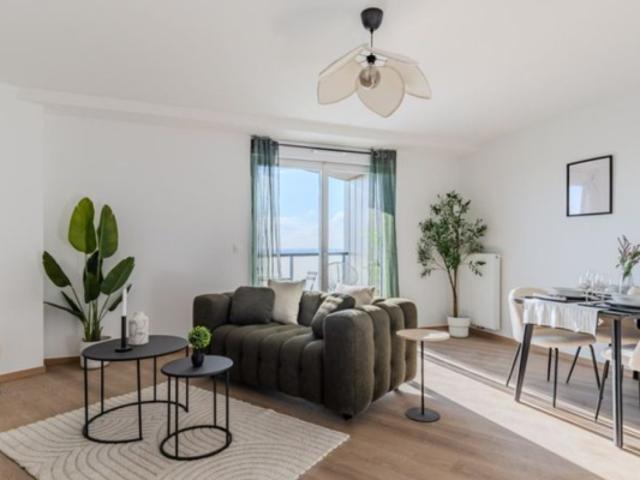Appartement 2 pièces 46m² avec vue dégagée au dernier étage et avec parking