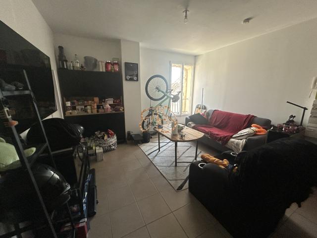 APPARTEMENT 2 PIECES