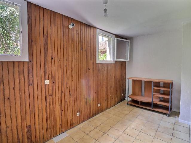 Appartement 2 pièces, 48 m² à louer à Bordeaux 33000