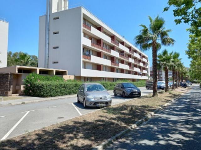 Appartement 2 pièces, 48 m² à louer à Fréjus 83600