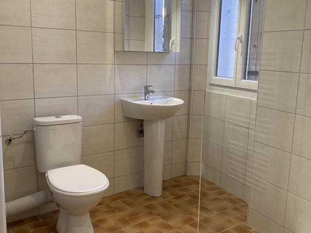 Appartement 2 pièces, 48 m² à louer à La Crau 83260