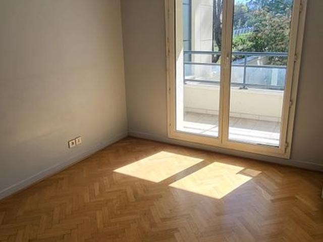 Appartement 2 pièces, 48 m² à louer à Le Plessis Robinson 92350