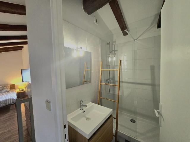 Appartement 2 pièces, 48 m² à louer à Nîmes 30000