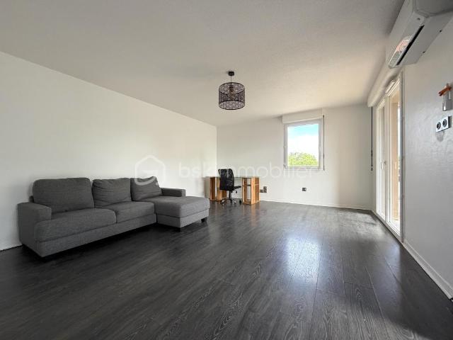 Appartement 2 pièces 48m2 + Deux places de parking
