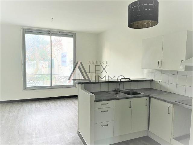 Appartement 2 pièces 49.68 m2 13012 Marseille