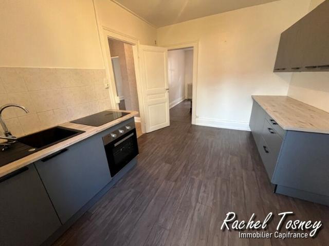 Appartement 2 pièces, 49 m² à louer à Belfort 90000
