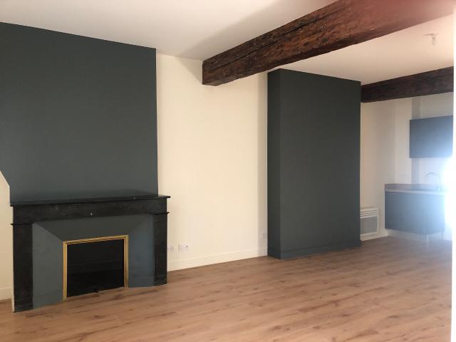 Appartement 2 pièces, 49 m² à louer à Bordeaux 33800